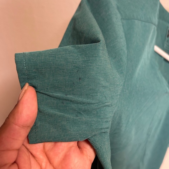 FIGS marine FION utility scrub top -E.A.C size XS teal - Picture 7 of 7